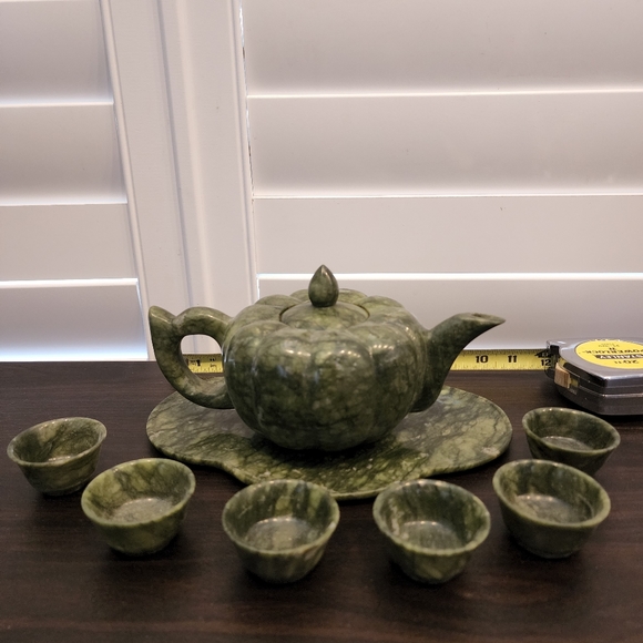 Jade Tea Set - Picture 2 of 3